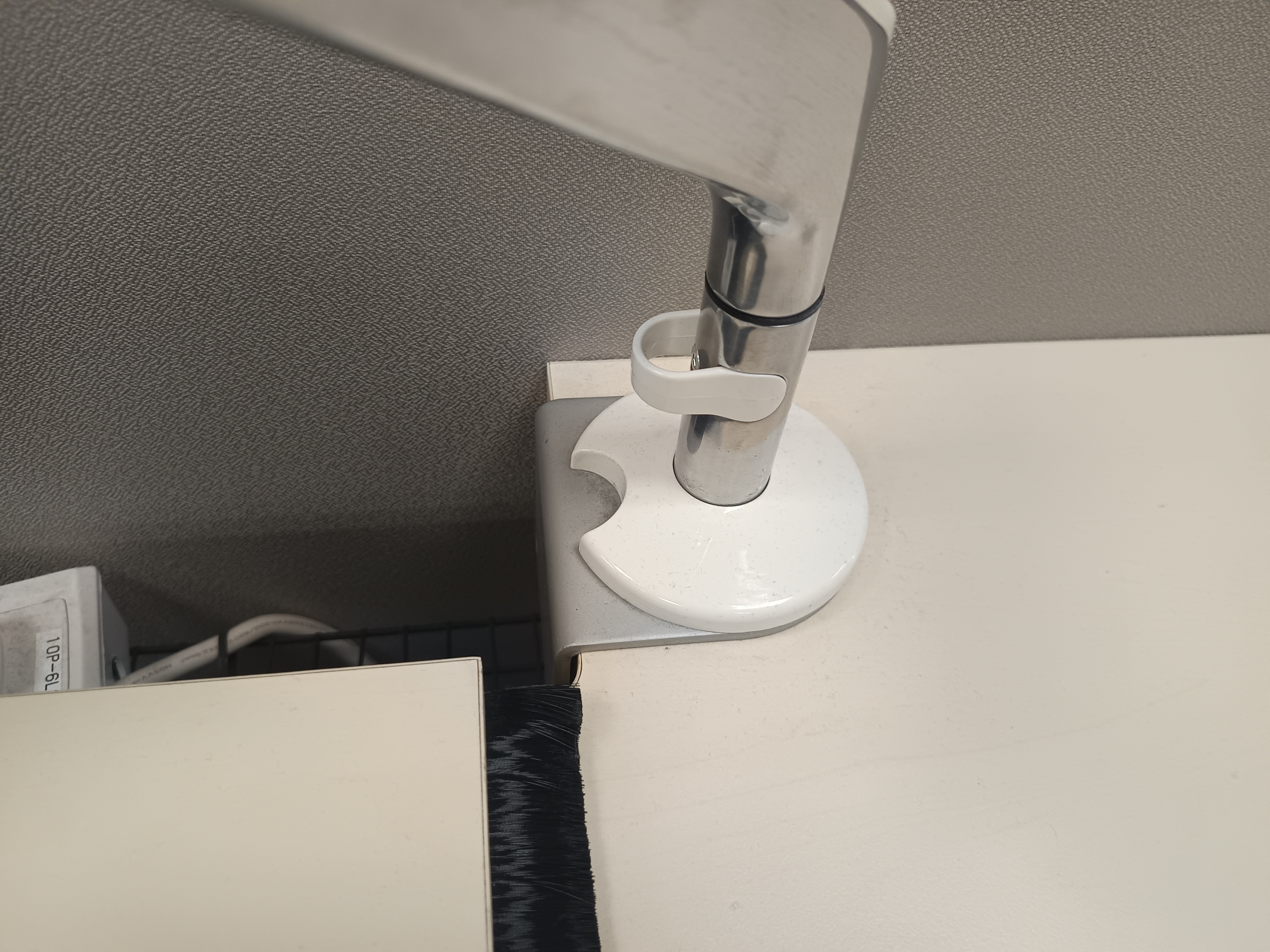 Humanscale電腦臂電腦支架