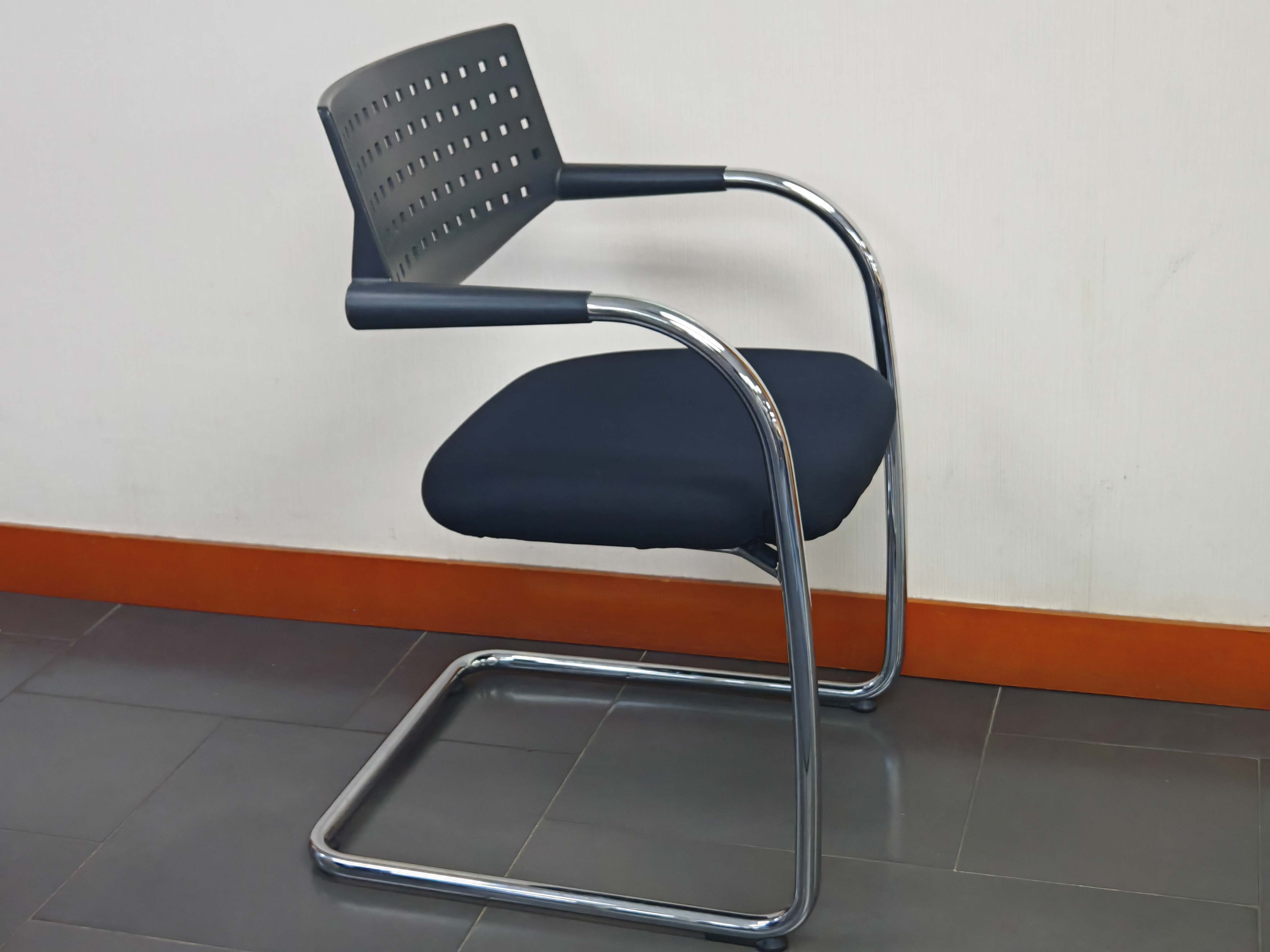 進口品牌二手Vitra會議凳弓形椅